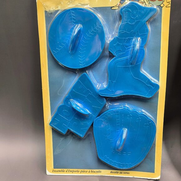 Sports Basketball Baseball Cookie Cutters by Wilton Vintage 1996 - Picture 3 of 6